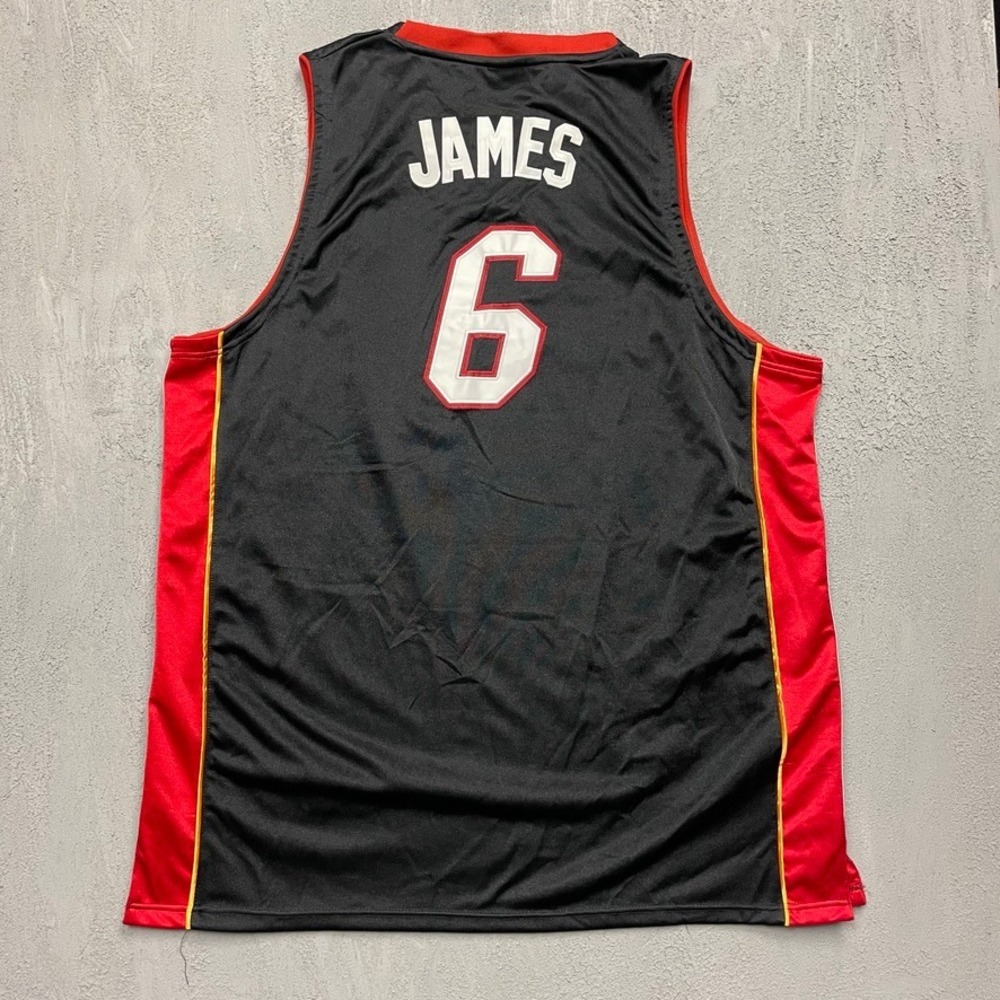 Vintage LeBron James Miami Heat Basketball Jersey Mens 60 Black 2010s Adidas